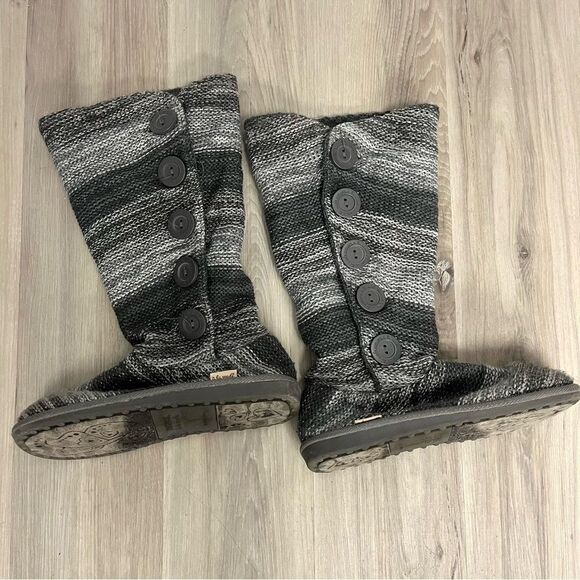 Muk Luks Boots Women’s 8 A La Mode Gray Knit Button-Up - Picture 1 of 5